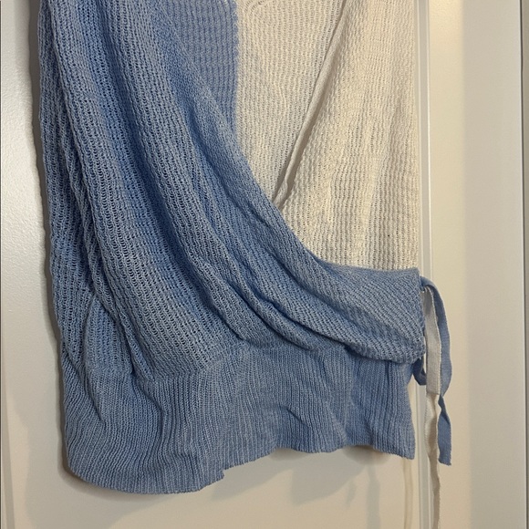 Fine Knit Color Blocking Sleeveless V-Neck Loose Relaxed Fit Wrap Top - Picture 2 of 6